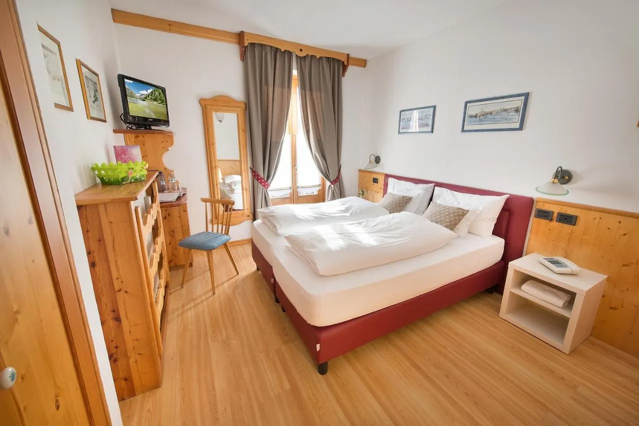 Hotel Posta Ливиньо