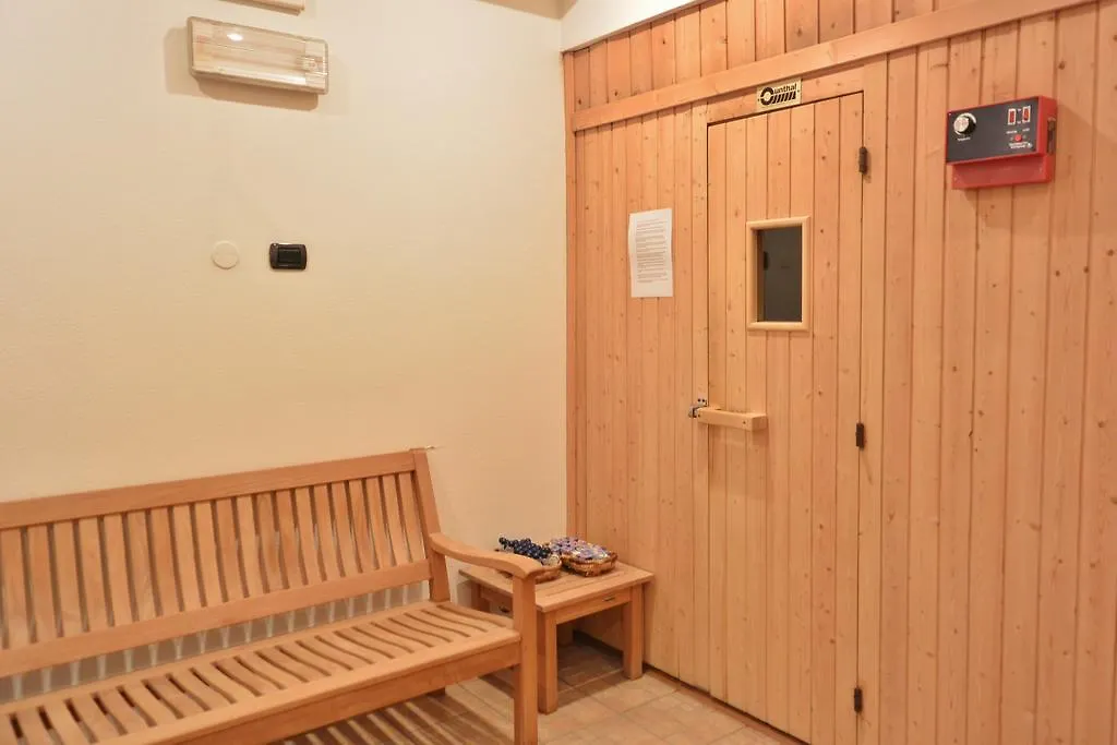 Hotel Posta Ливиньо 4*,
