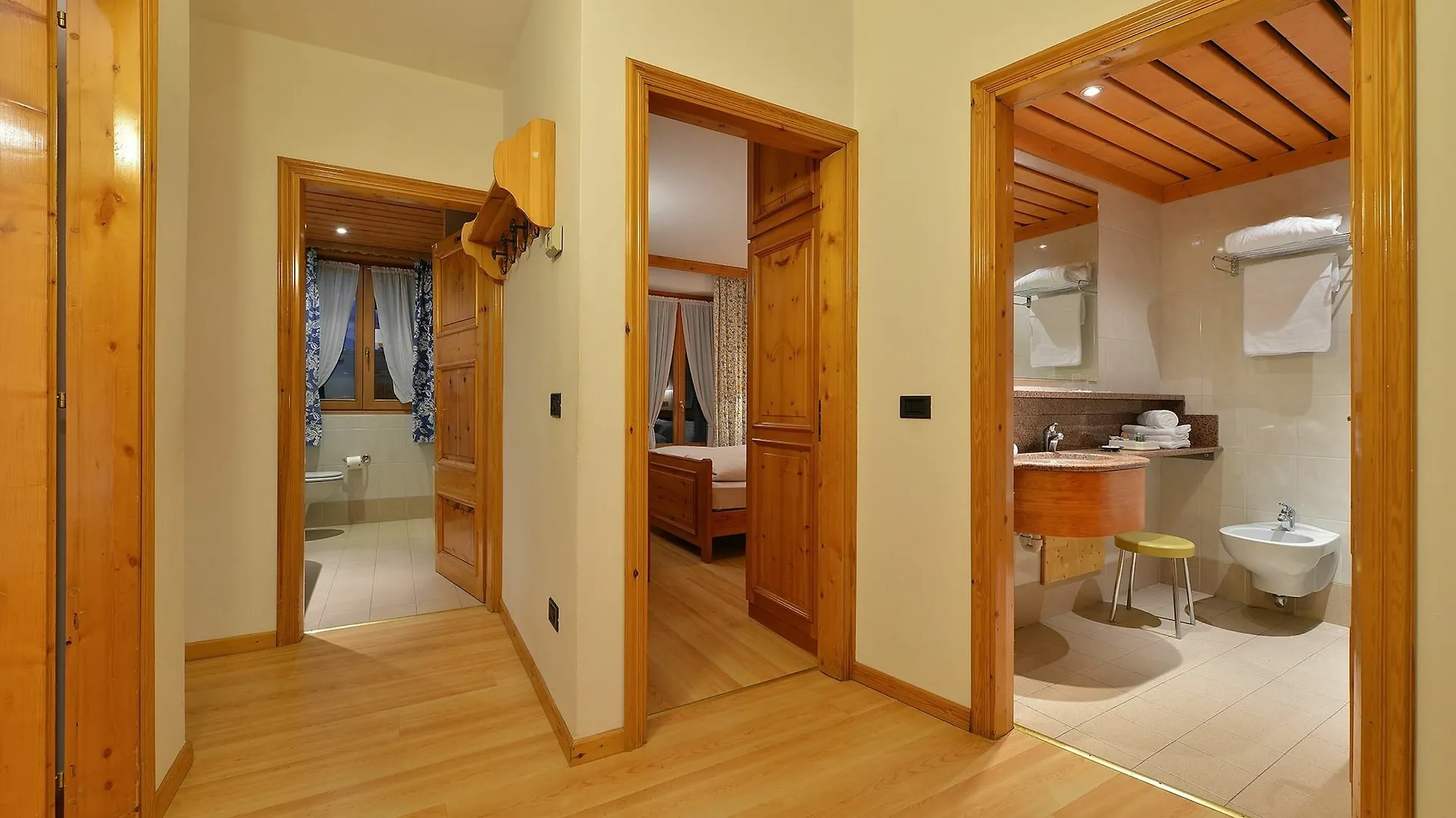 Hotel Posta Ливиньо 4*,  Италия