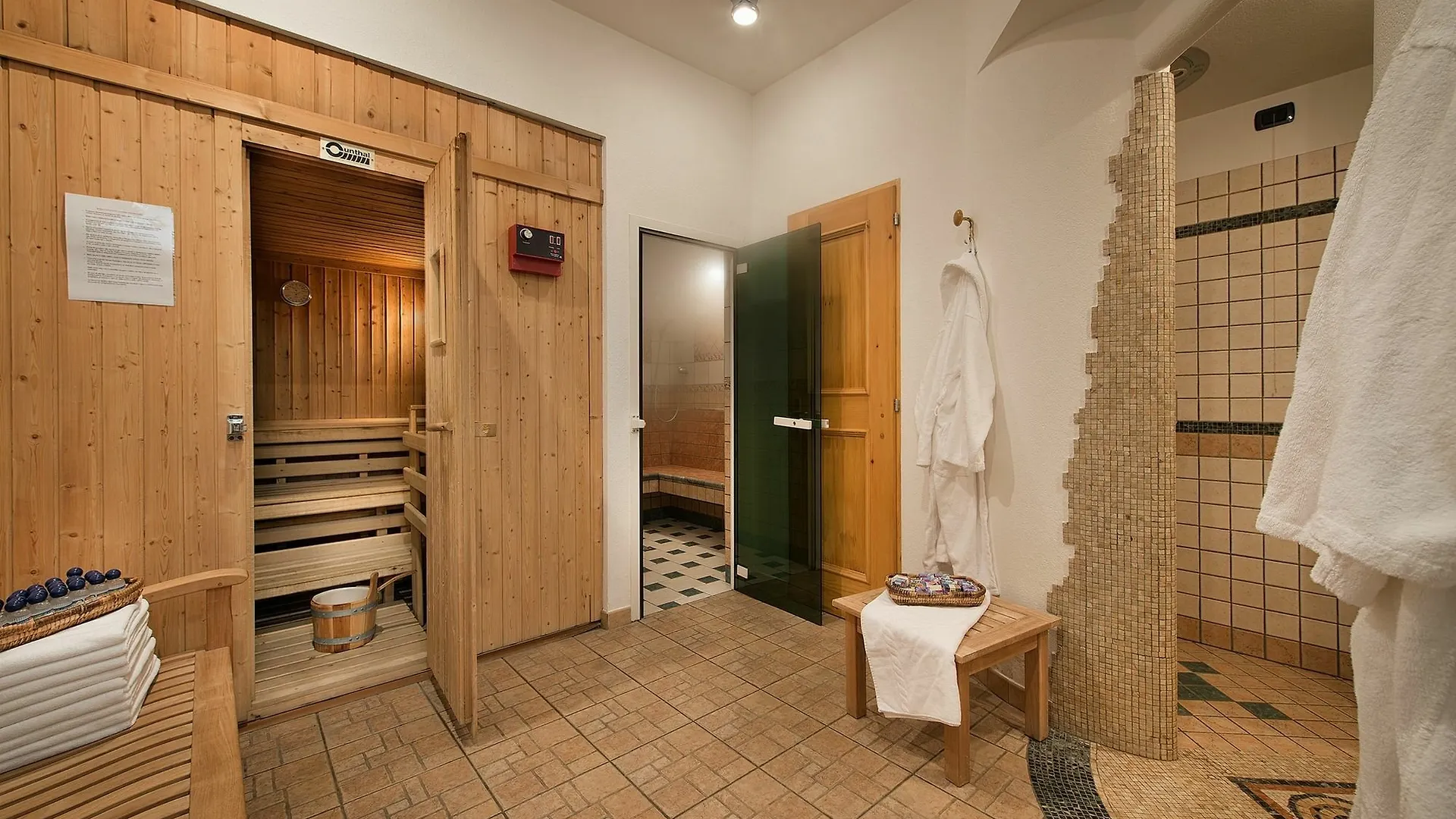 Hotel Posta Ливиньо